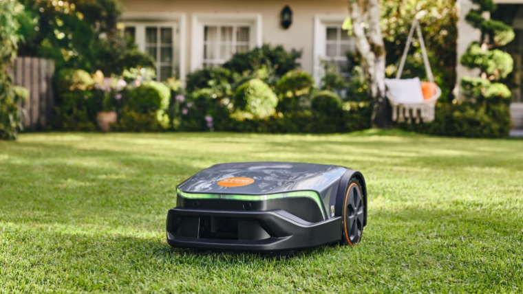 Montaż robota koszącego w Łodzi